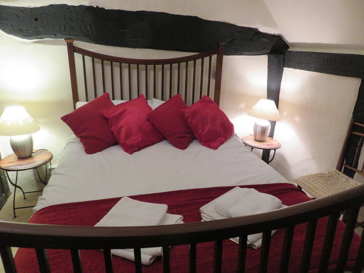 The Fleece Inn Bretforton ภายนอก รูปภาพ