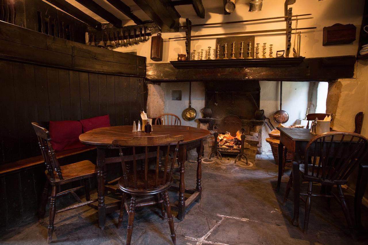 The Fleece Inn Bretforton ภายนอก รูปภาพ